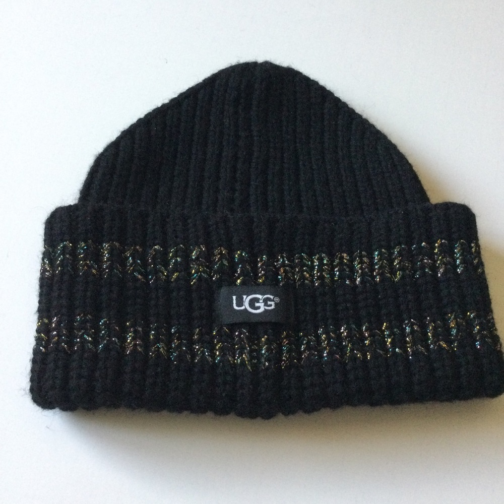 UGG WOMENS WOOL BLEND BEANIE BLACK OS NWOT